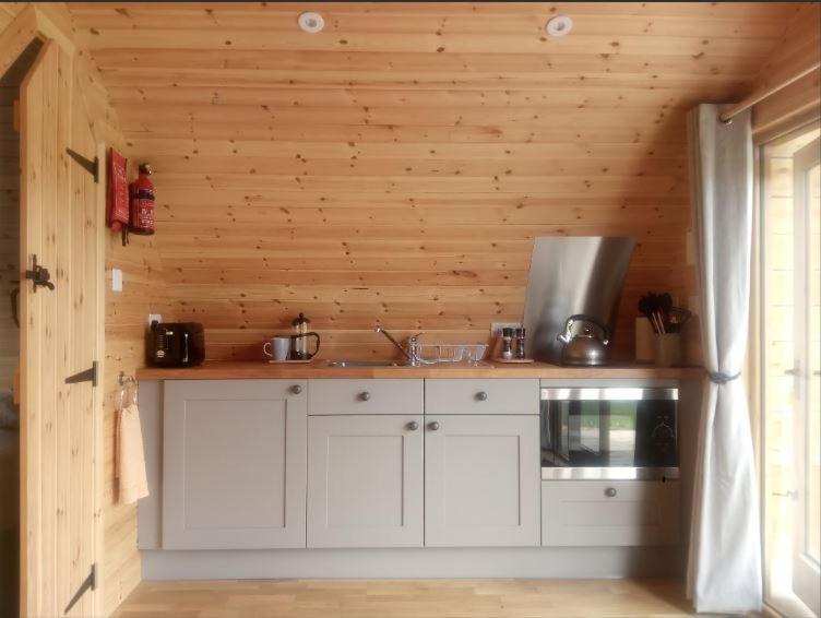 Cosy Cabins At Westfield Farm, Isle Of Wight Ярмут Екстер'єр фото